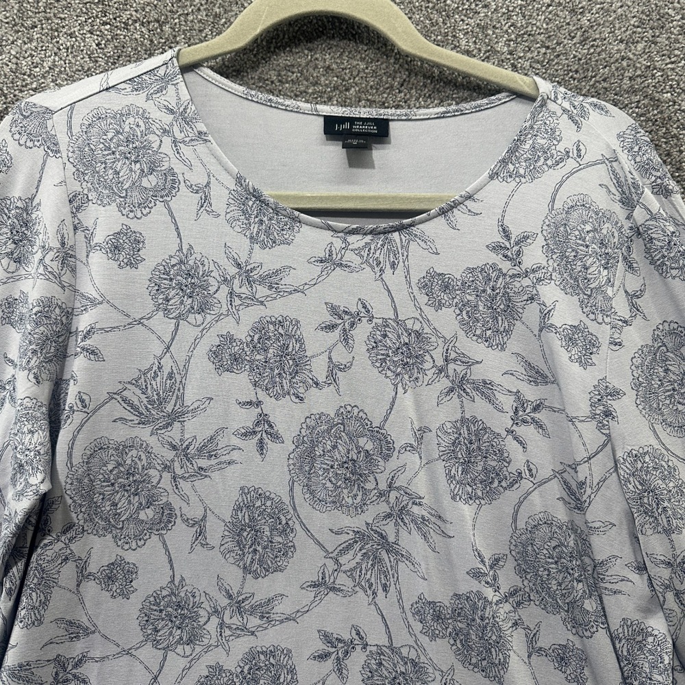 J Jill Wearever Blouse Top Women Medium Gray Floral 3/4 Sleeve Casual Office - Picture 7 of 12